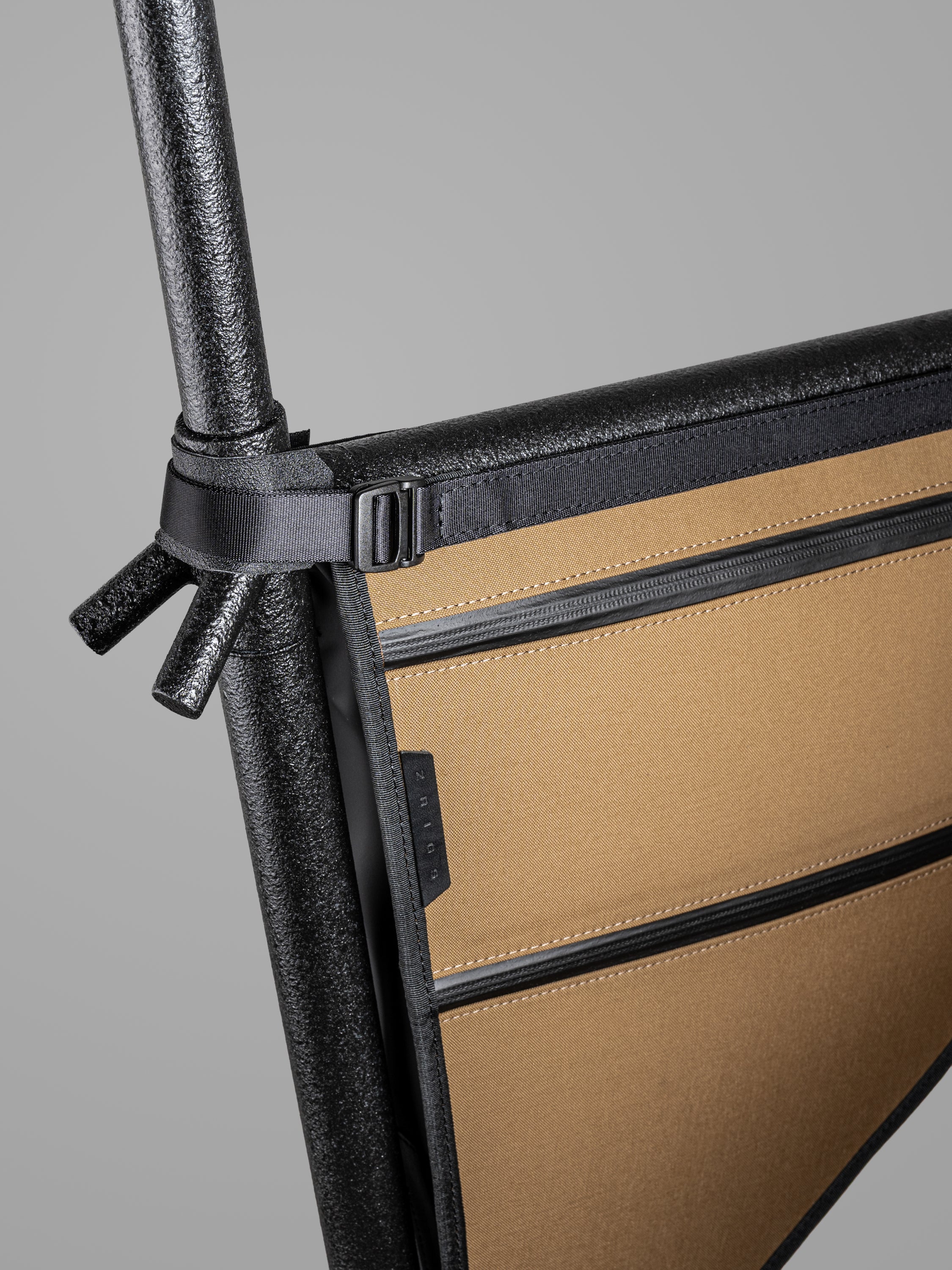 HARDSHELL FRAMEBAG / Coyote