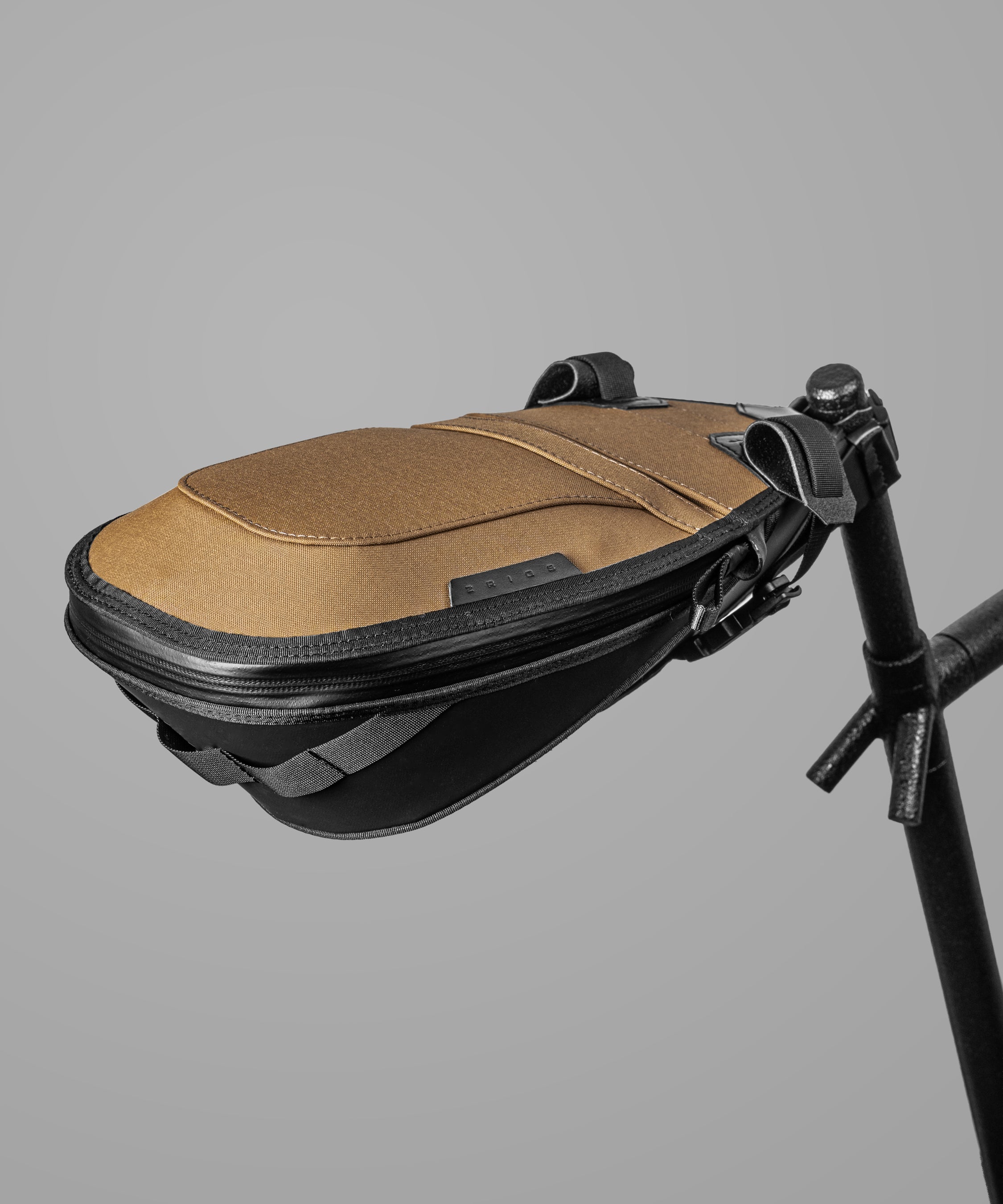 saddle003-CYT_1.jpg