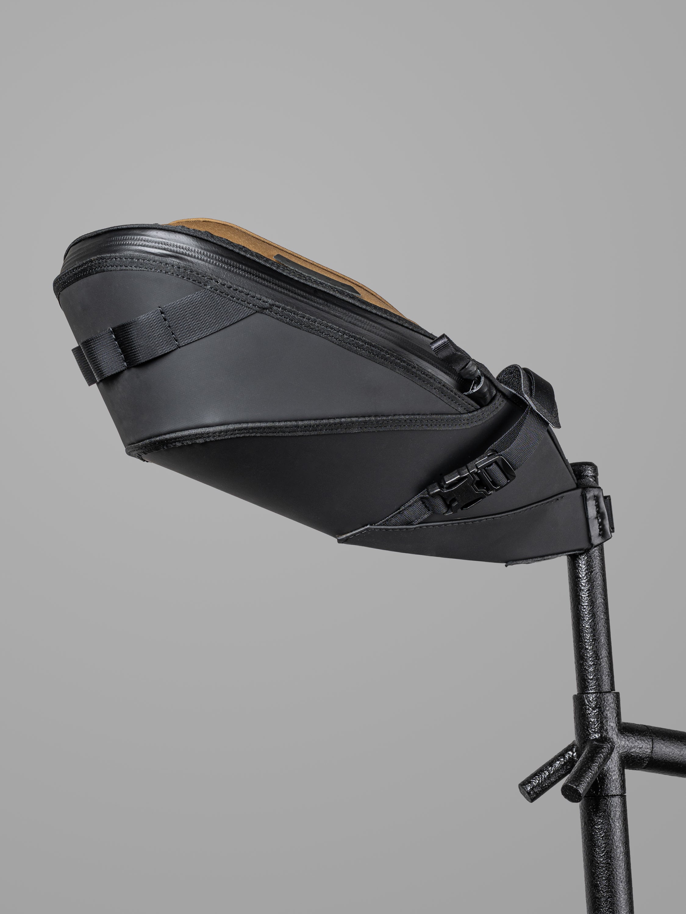 saddle00813-2_1.jpg