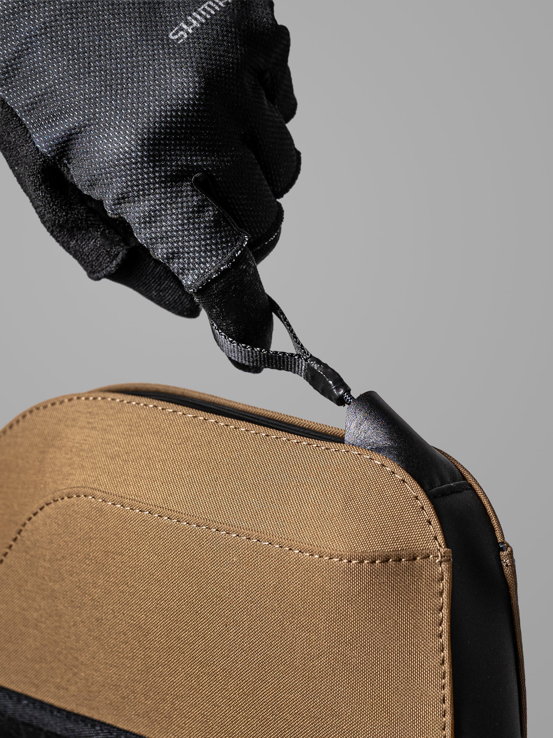 HARDSHELL TOPTUBEBAG / 1.0L / Black